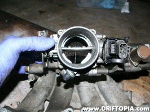 Some port work needs to be done on the throttle body opeing on the manifold to match its diameter with the KA unit.