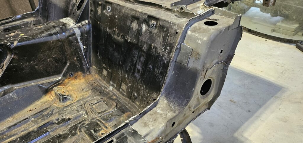 Cleanup of the side quarters on the NA Miata Exo Car