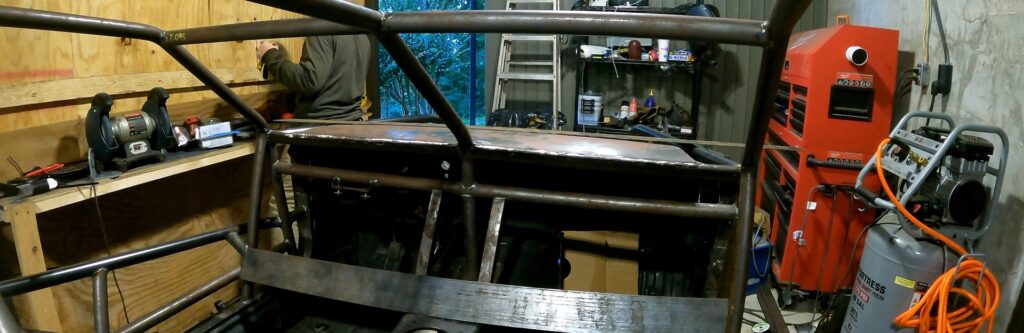 The upper dash bar installed in the miata exo car ghettocet.