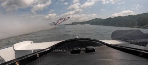 Image of the u-27 Miss Apollo incident from the Strong Racing page.